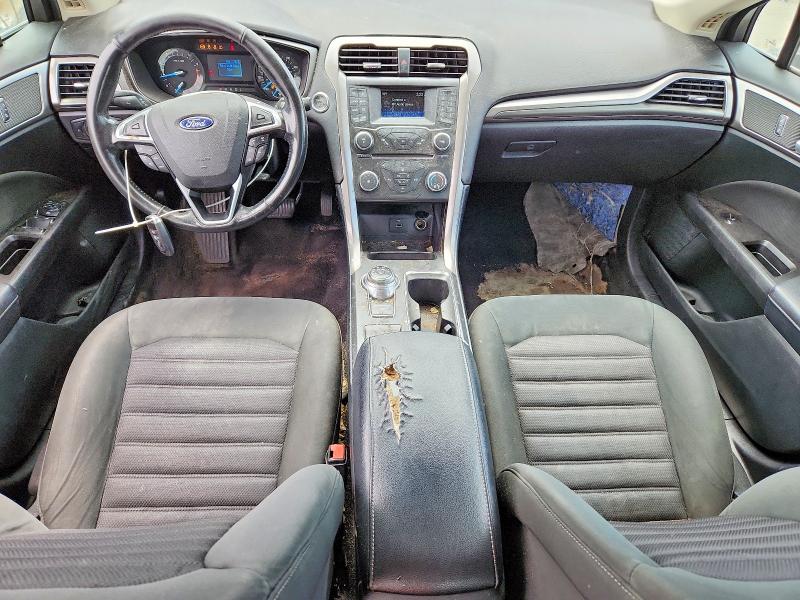 Photo 8 from auction – 2017 FORD FUSION with VIN 3FA6P0G77HR106715