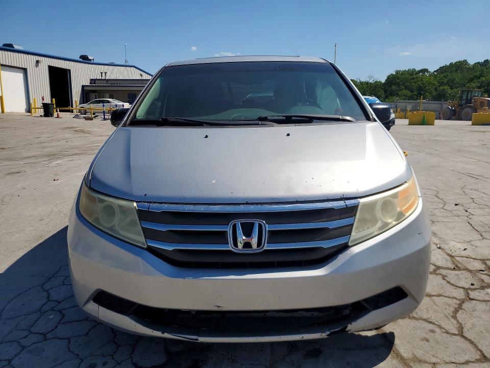 Photo 5 from auction – 2011 HONDA ODYSSEY with VIN 5FNRL5H63BB077289