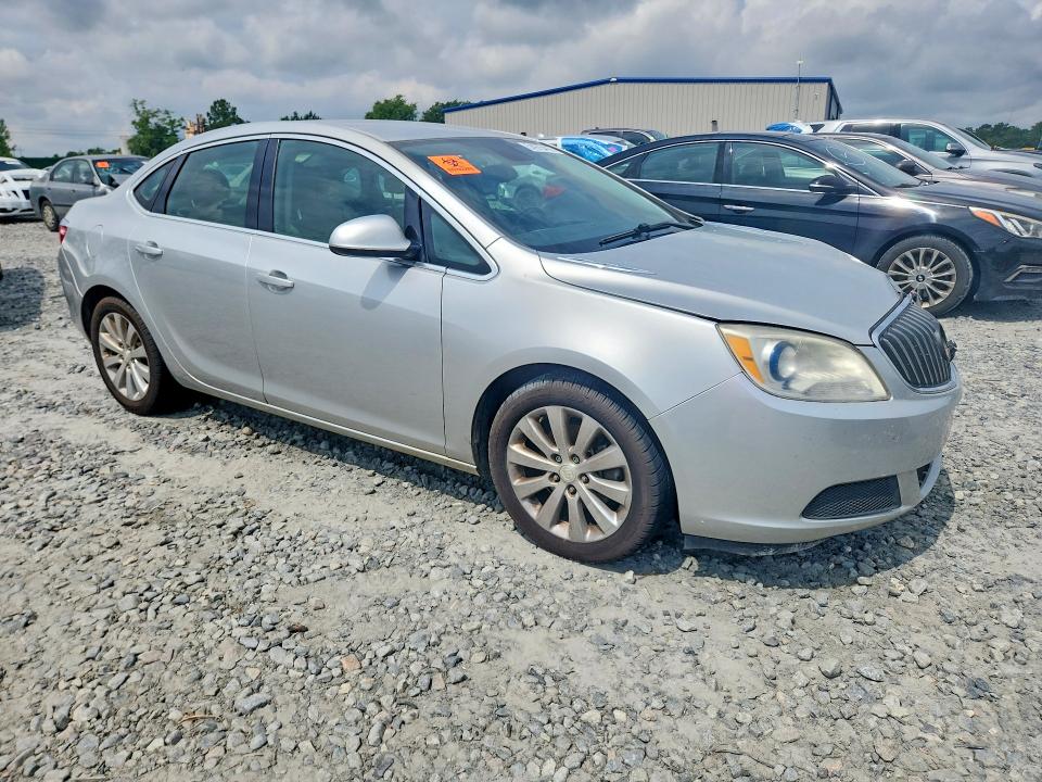 Photo 4 from auction – 2016 BUICK VERANO with VIN 1G4PP5SK0G4166071