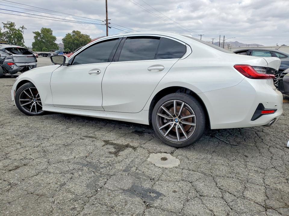 Photo 2 from auction – 2020 BMW 330I with VIN 3MW5R1J05L8B32601