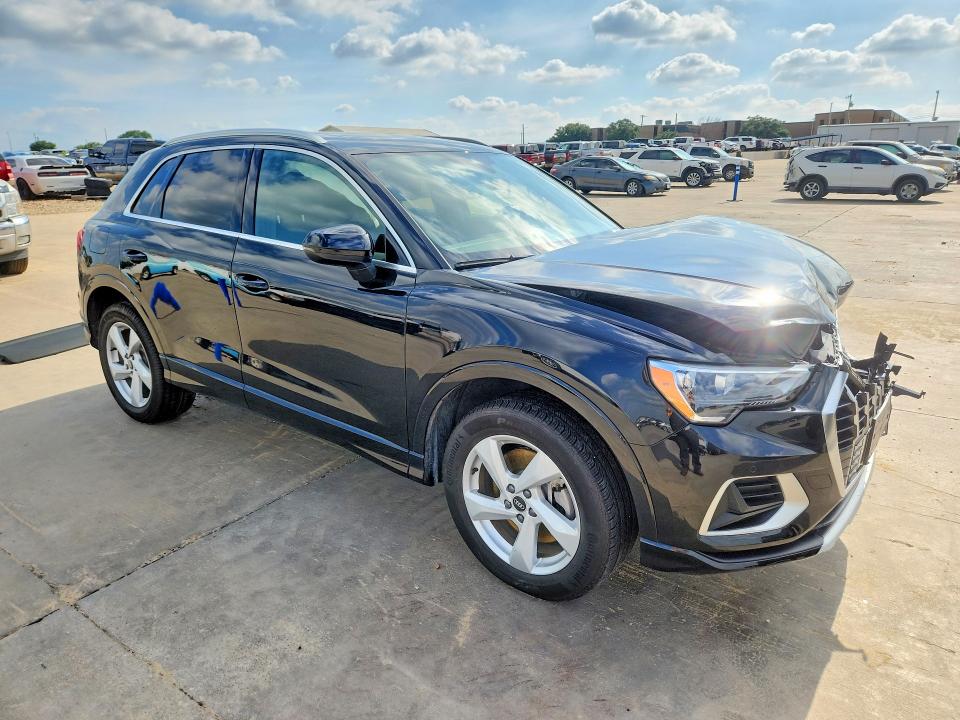 Zdjęcie 4 z aukcji – 2022 AUDI Q3 z VIN WA1AUCF3XN1031246