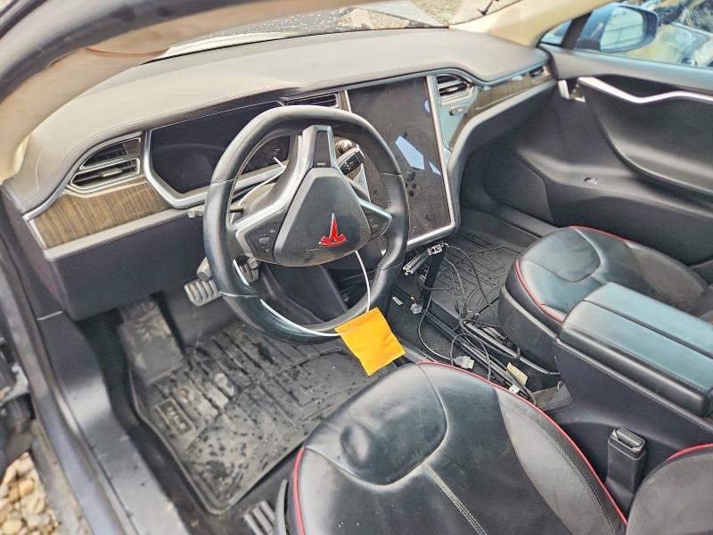Photo 8 from auction – 2013 TESLA MODEL S with VIN 5YJSA1CP6DFP06921