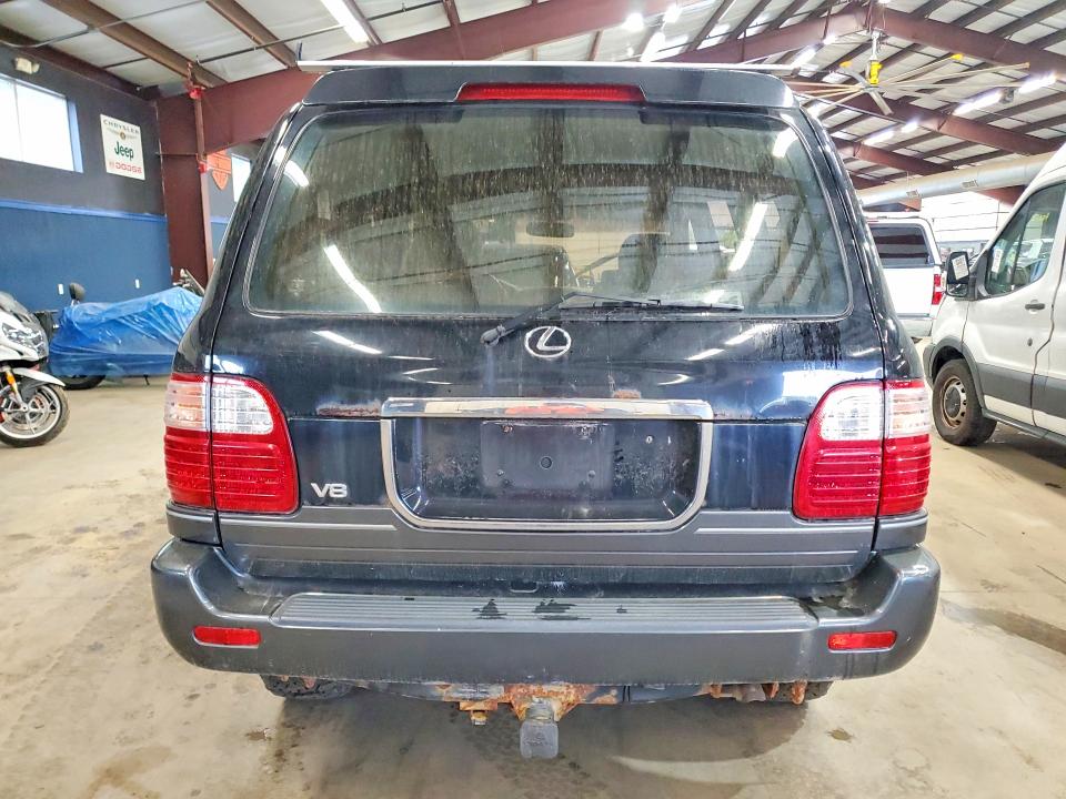 Photo 6 from auction – 2002 LEXUS LX with VIN JTJHT00W723516093