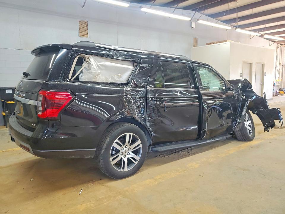 Photo 3 from auction – 2024 FORD EXPEDITION with VIN 1FMJK2A81REA48195