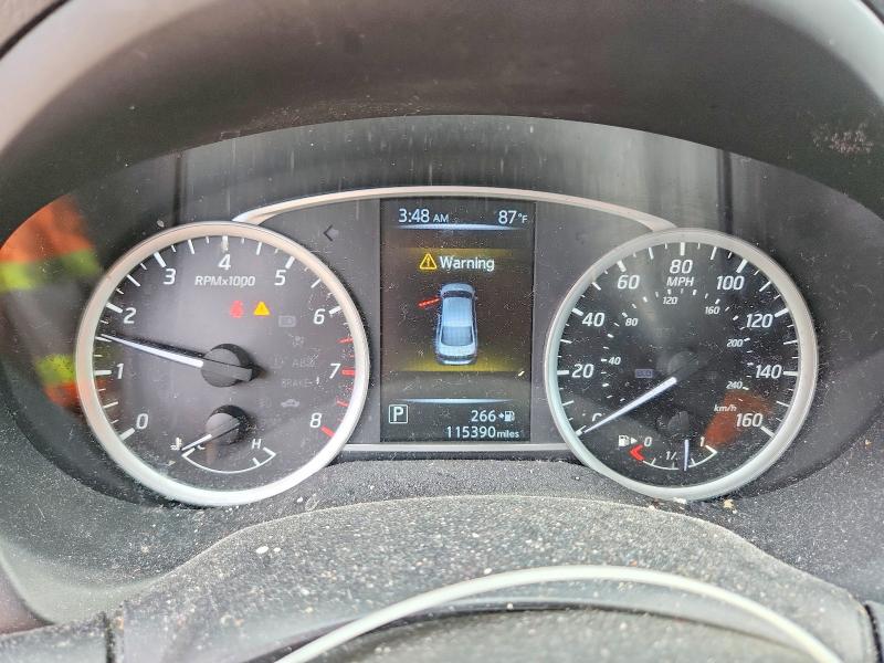 Photo 9 from auction – 2017 NISSAN SENTRA with VIN 3N1AB7AP9HL647405