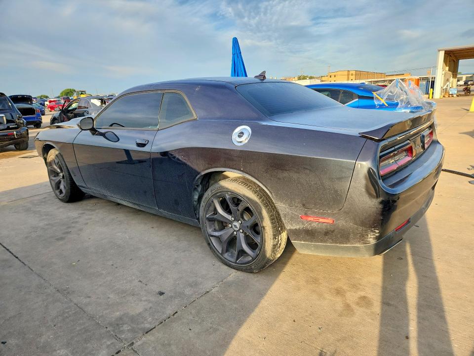 Photo 2 from auction – 2018 DODGE CHALLENGER with VIN 2C3CDZAG5JH333863