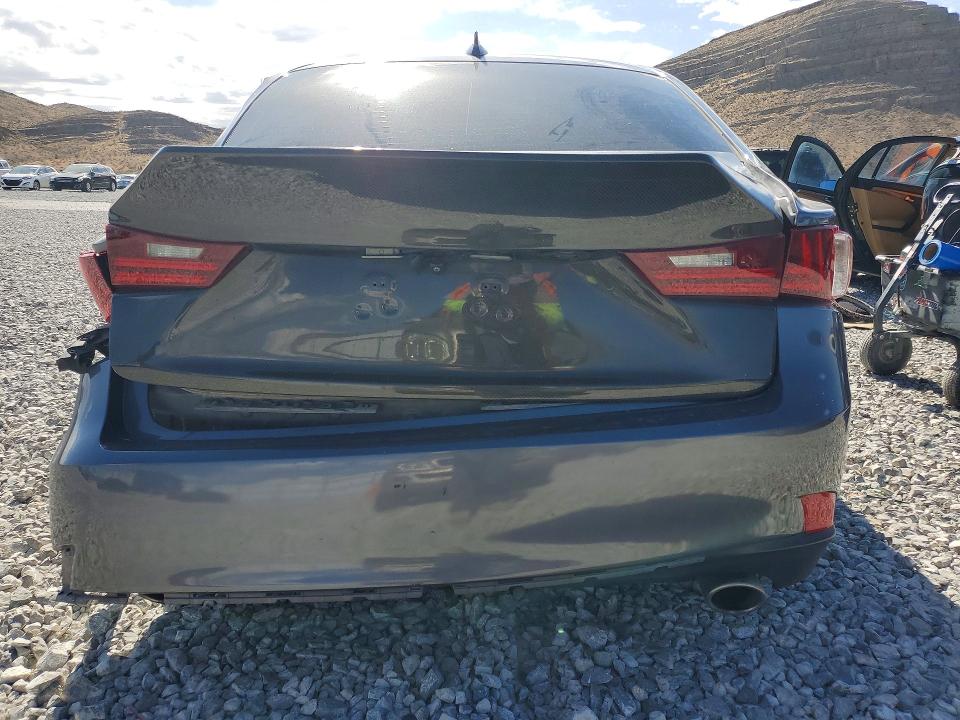 Photo 6 from auction – 2016 LEXUS IS with VIN JTHBA1D29G5023215