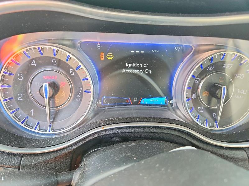 Photo 9 from auction – 2016 CHRYSLER 300 with VIN 2C3CCAAG0GH212459