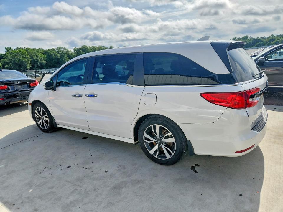 Photo 2 from auction – 2023 HONDA ODYSSEY with VIN 5FNRL6H81PB050400
