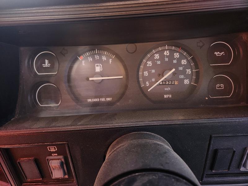 Photo 9 from auction – 1989 JEEP CHEROKEE with VIN 1J4FJ28L9KL540279