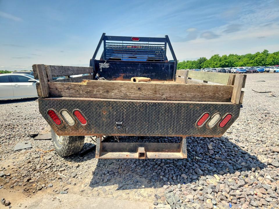 Photo 6 from auction – 2001 CHEVROLET SILVERADO with VIN 1GCHK24U71E132795