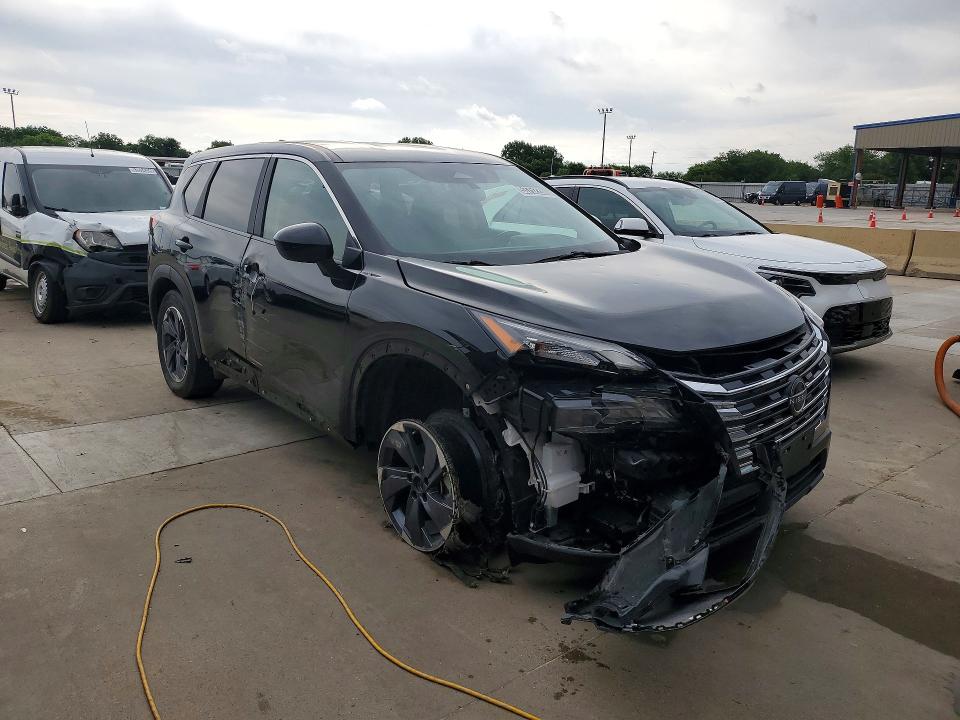 Photo 4 from auction – 2025 NISSAN ROGUE with VIN 5N1BT3BA3SC806323