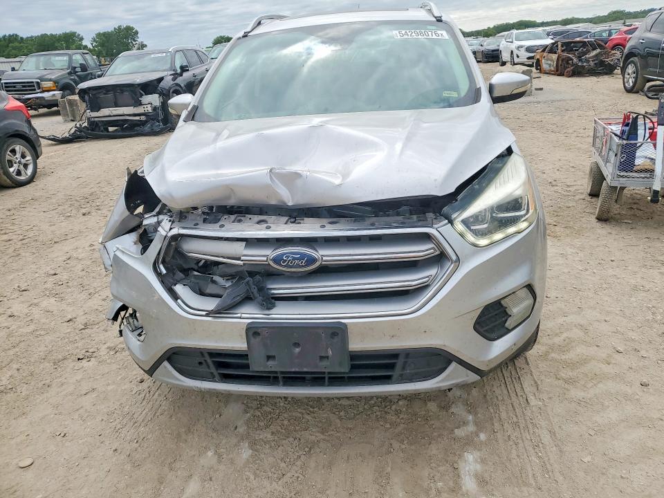 Photo 5 from auction – 2017 FORD ESCAPE with VIN 1FMCU9J99HUD11042