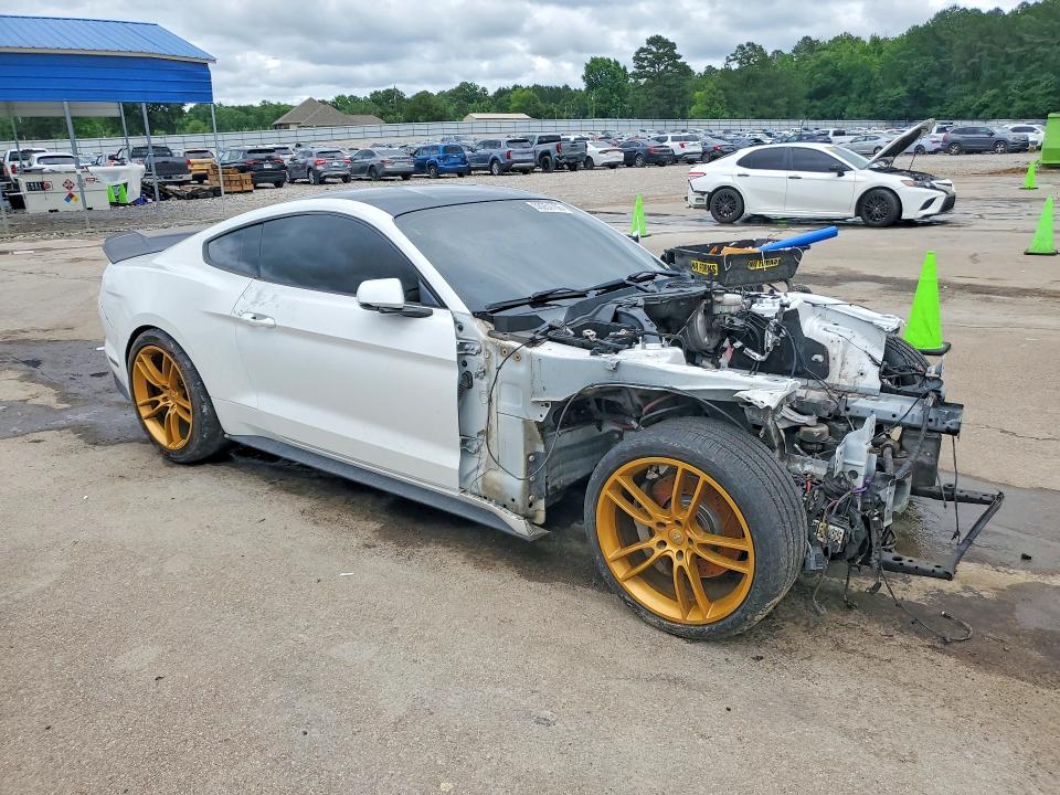 Photo 4 from auction – 2018 FORD MUSTANG with VIN 1FA6P8CF3J5113133
