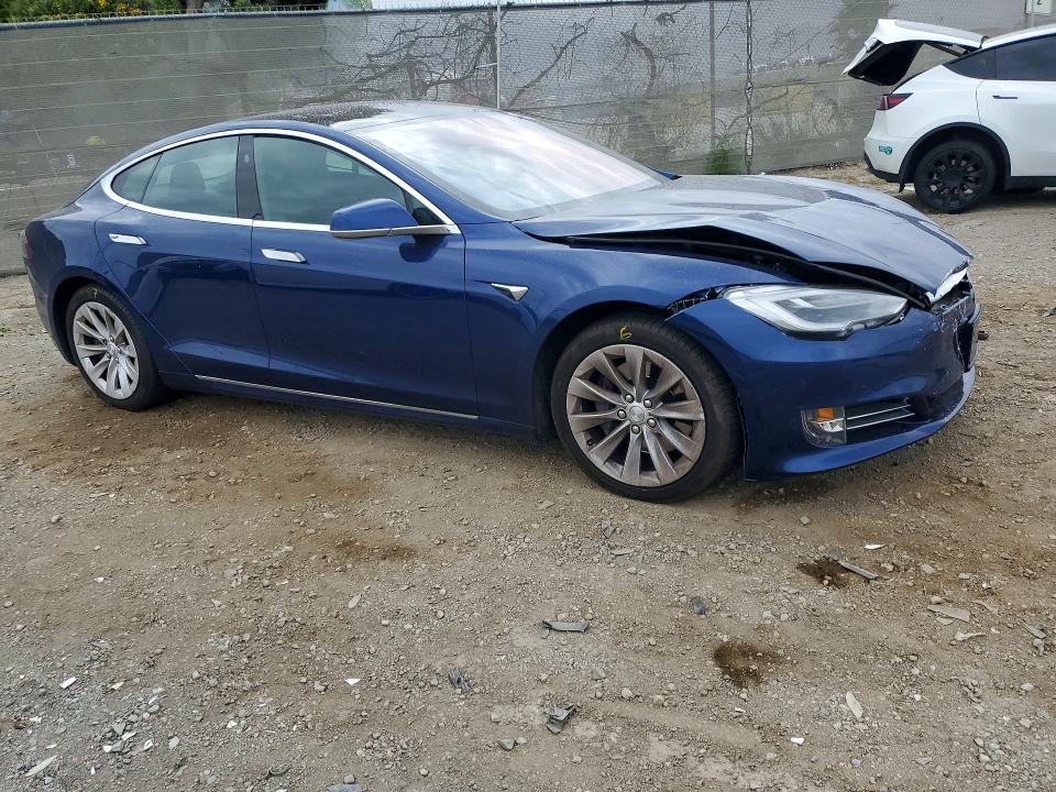Photo 4 from auction – 2017 TESLA MODEL S with VIN 5YJSA1E28HF185806
