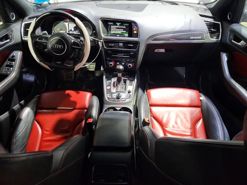 Foto 8 de la subasta – 2015 AUDI SQ5 con VIN WA1VGAFP1FA051788