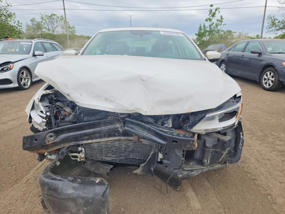 Photo 5 from auction – 2014 VOLKSWAGEN JETTA with VIN 3VWBK7AJ5EM352432