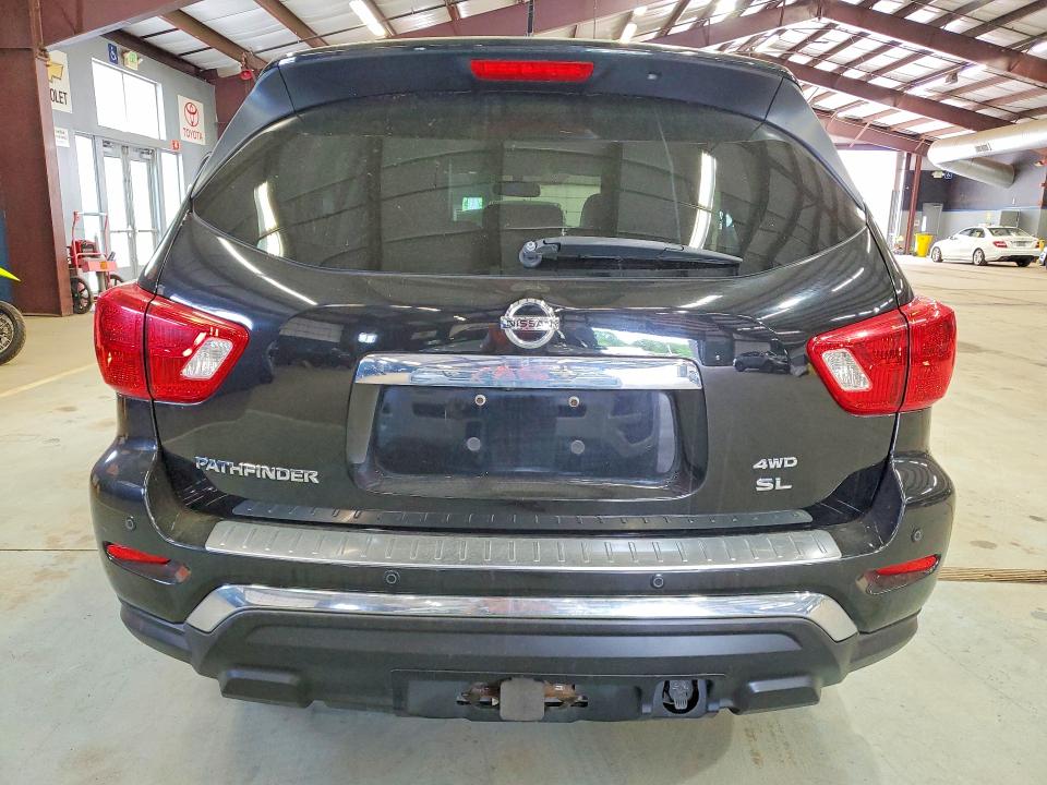 Photo 6 from auction – 2017 NISSAN PATHFINDER with VIN 5N1DR2MM8HC647428