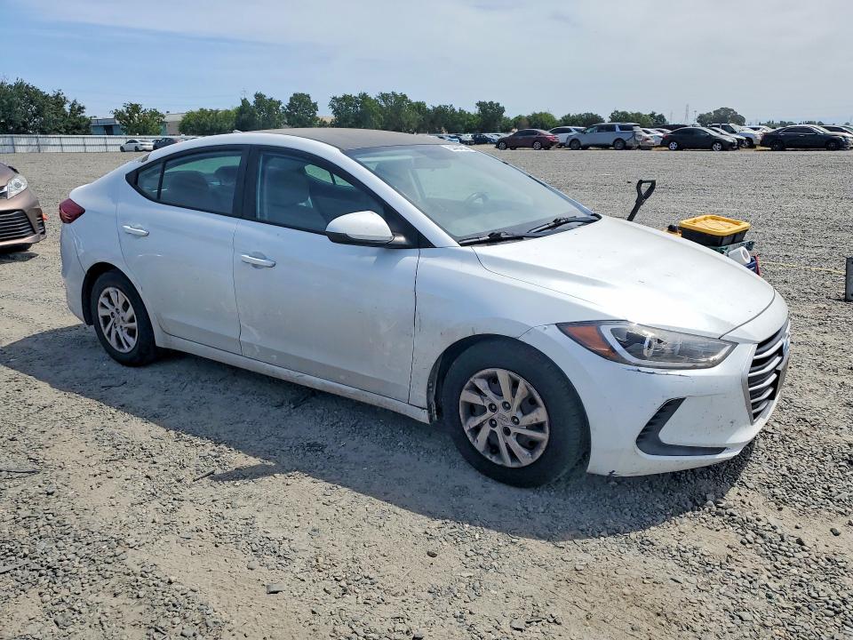 Photo 4 from auction – 2017 HYUNDAI ELANTRA with VIN 5NPD74LF0HH205224