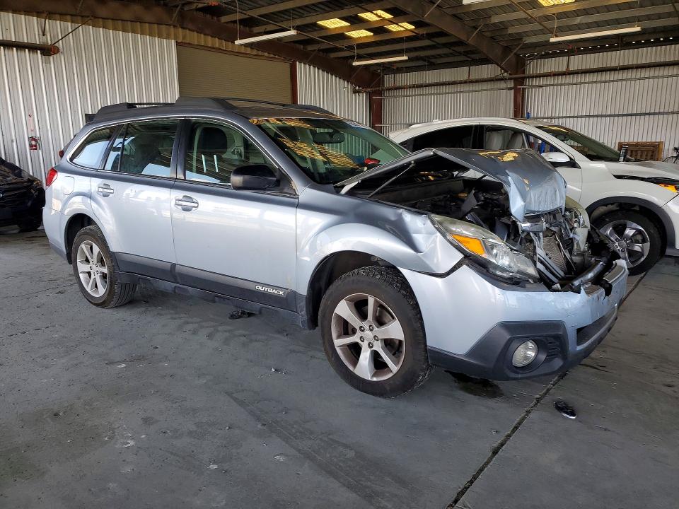 Photo 4 from auction – 2014 SUBARU OUTBACK with VIN 4S4BRBAC3E3260672