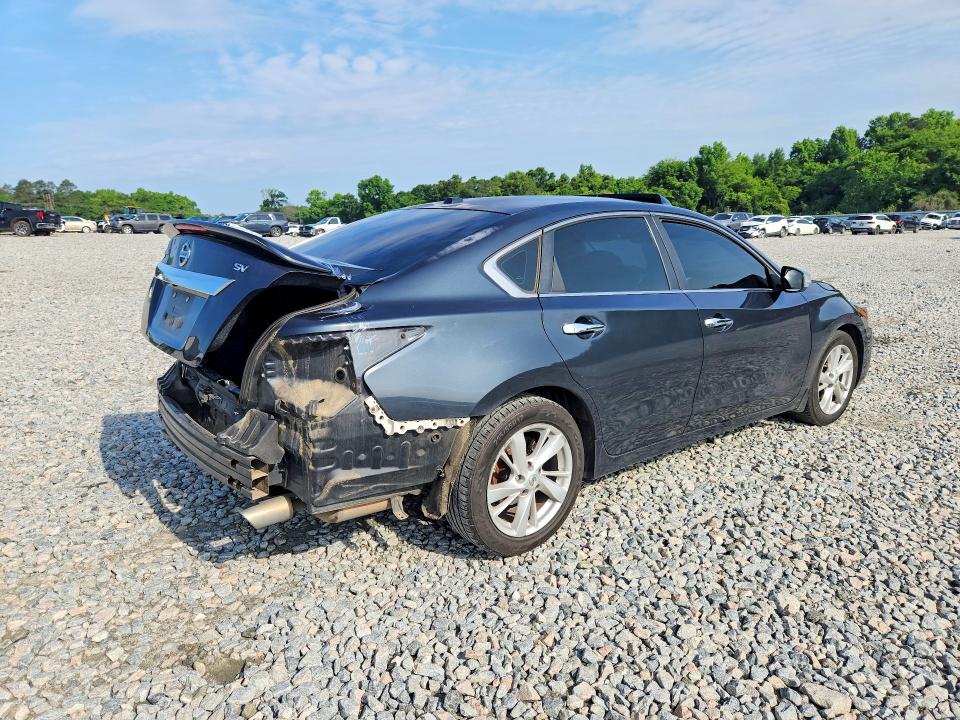 Photo 3 from auction – 2015 NISSAN ALTIMA with VIN 1N4AL3AP7FC107150