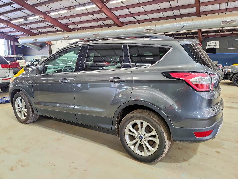 Photo 2 from auction – 2018 FORD ESCAPE with VIN 1FMCU9GDXJUA65913