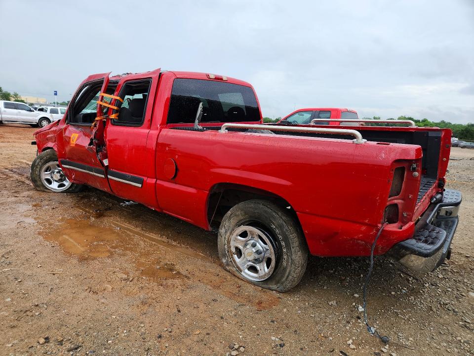 Photo 2 from auction – 2003 CHEVROLET SILVERADO with VIN 2GCEC19V131263799