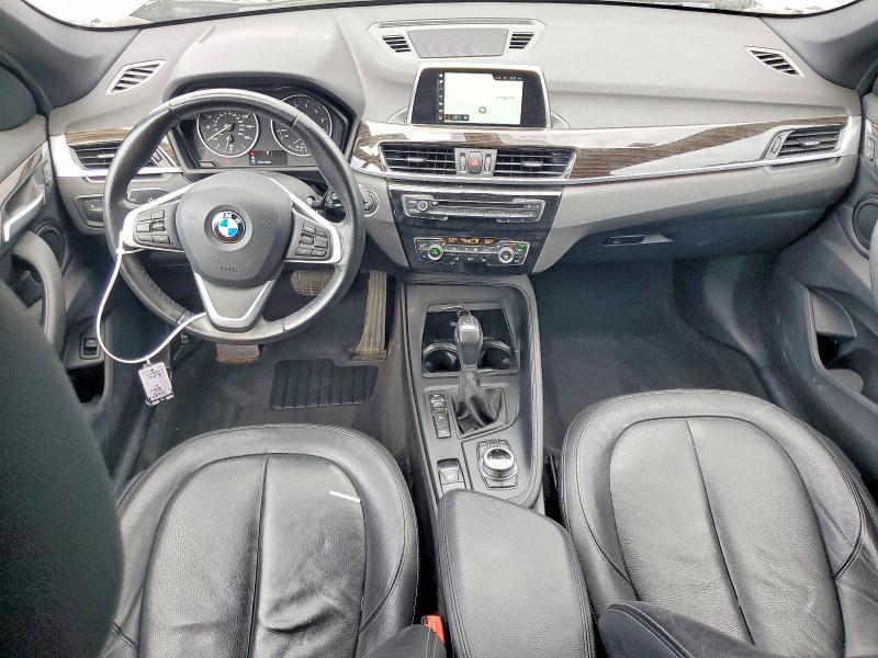 Photo 8 from auction – 2018 BMW X1 with VIN WBXHT3C3XJ5K24143