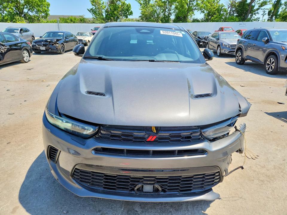 Foto 5 de la subasta – 2024 DODGE HORNET con VIN ZACPDFDWXR3A12739