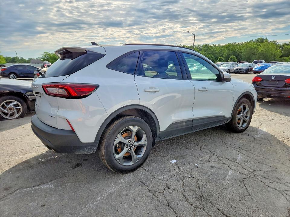 Photo 3 from auction – 2025 FORD ESCAPE with VIN 1FMCU9NA7SUA43944