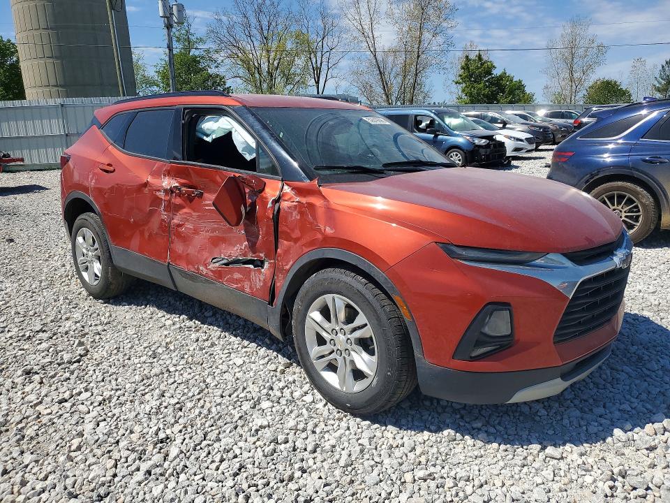 Photo 4 from auction – 2021 CHEVROLET BLAZER with VIN 3GNKBCRS8MS549055
