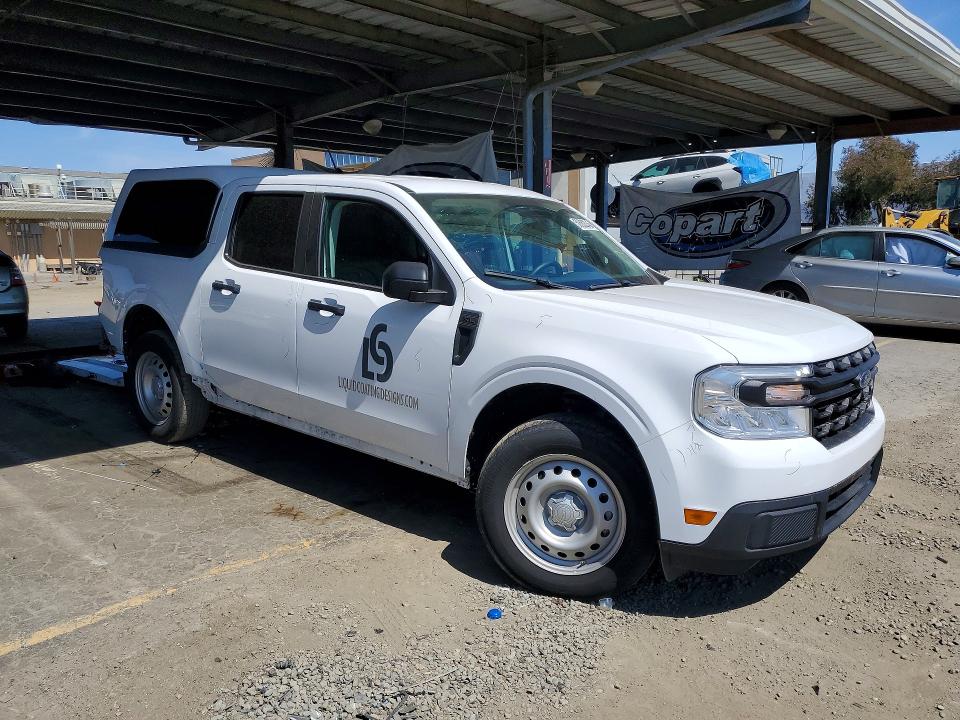 Photo 4 from auction – 2023 FORD MAVERICK with VIN 3FTTW8E38PRA94541