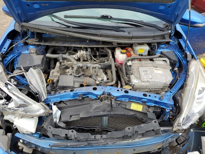 Photo 11 from auction – 2015 TOYOTA PRIUS C with VIN JTDKDTB32F1580179