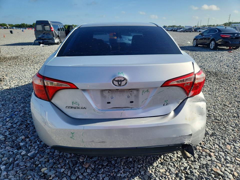 صورة رقم 6 من المزاد - 2018 TOYOTA COROLLA مع VIN 2T1BURHE4JC976940
