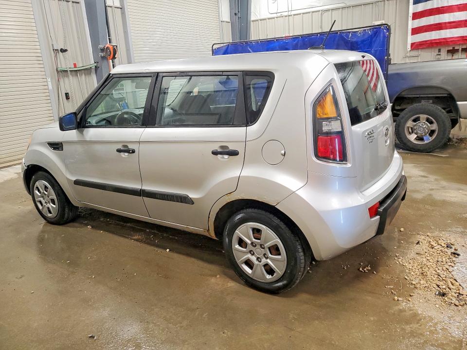 Photo 2 from auction – 2011 KIA SOUL with VIN KNDJT2A10B7714526