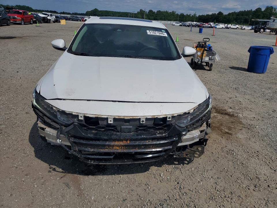 Photo 5 from auction – 2018 HONDA ACCORD with VIN 1HGCV1F44JA055322