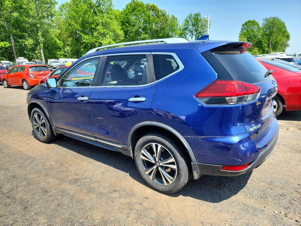 Photo 2 from auction – 2017 NISSAN ROGUE with VIN JN8AT2MV6HW004838