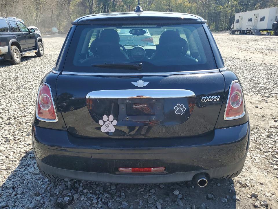 Photo 6 from auction – 2013 MINI COOPER with VIN WMWSU3C52DT372091