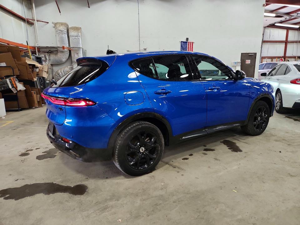 Photo 3 from auction – 2024 DODGE HORNET with VIN ZACPDFDW0R3A23135