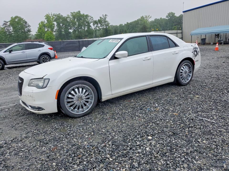 Photo 1 from auction – 2016 CHRYSLER 300 with VIN 2C3CCABG5GH135067