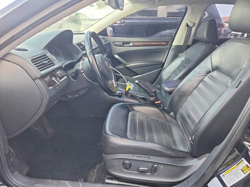 Photo 7 from auction – 2015 VOLKSWAGEN PASSAT with VIN 1VWCV7A38FC036071