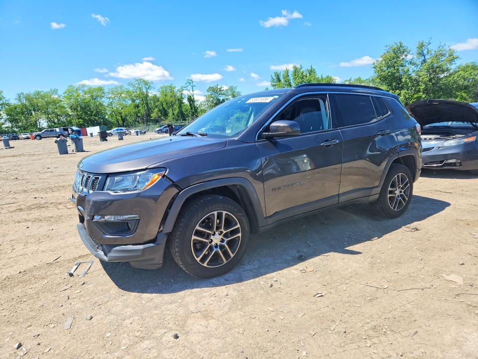 JEEP COMPASS 2017 with VIN 3C4NJDBBXHT666175 - Photo from auction