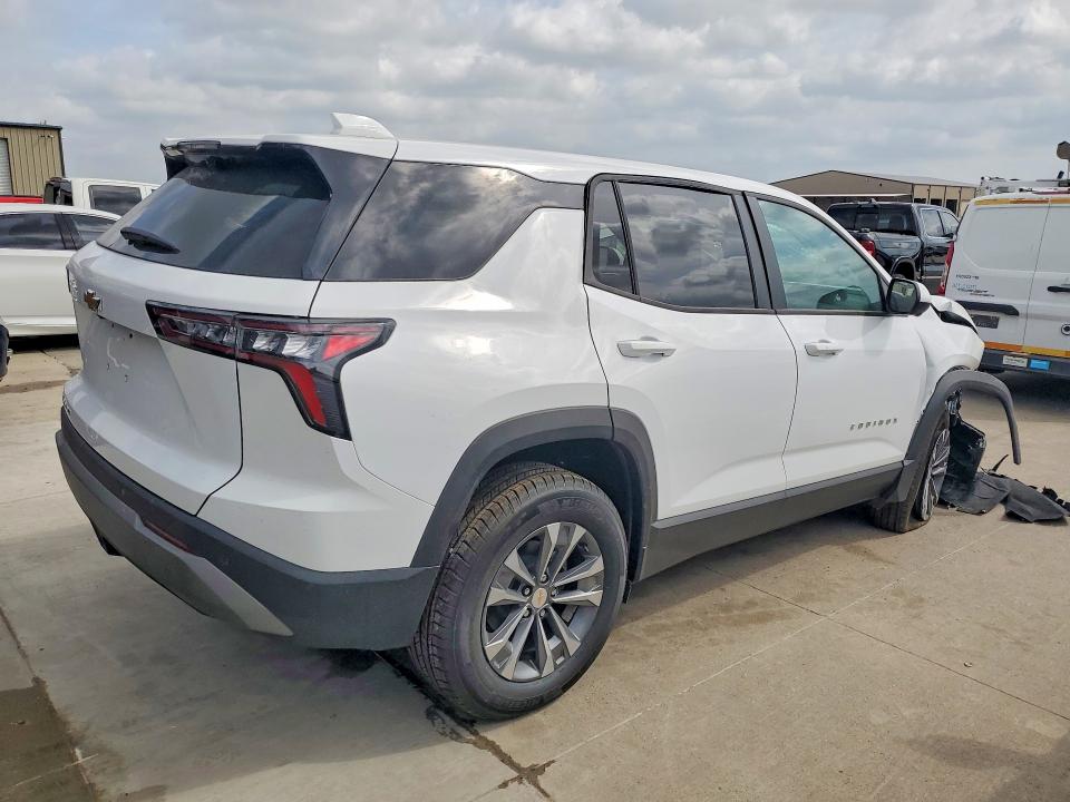 Photo 3 from auction – 2026 CHEVROLET EQUINOX with VIN 3GNAXPEG0TL422170