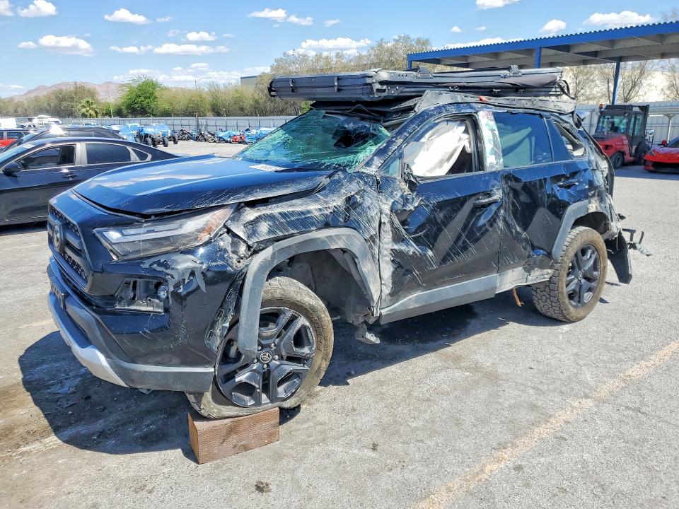 TOYOTA RAV4 2022 with VIN 2T3J1RFV9NW264605 - Photo from auction