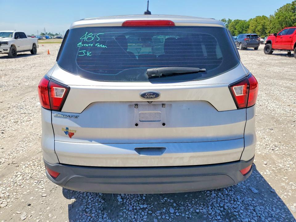 Photo 6 from auction – 2019 FORD ESCAPE with VIN 1FMCU0F76KUB58212