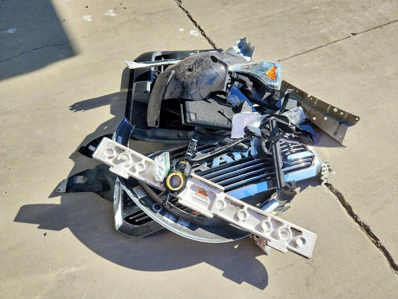 Photo 12 from auction – 2019 RAM 1500 CLASSIC with VIN 1C6RR7NM5KS749389