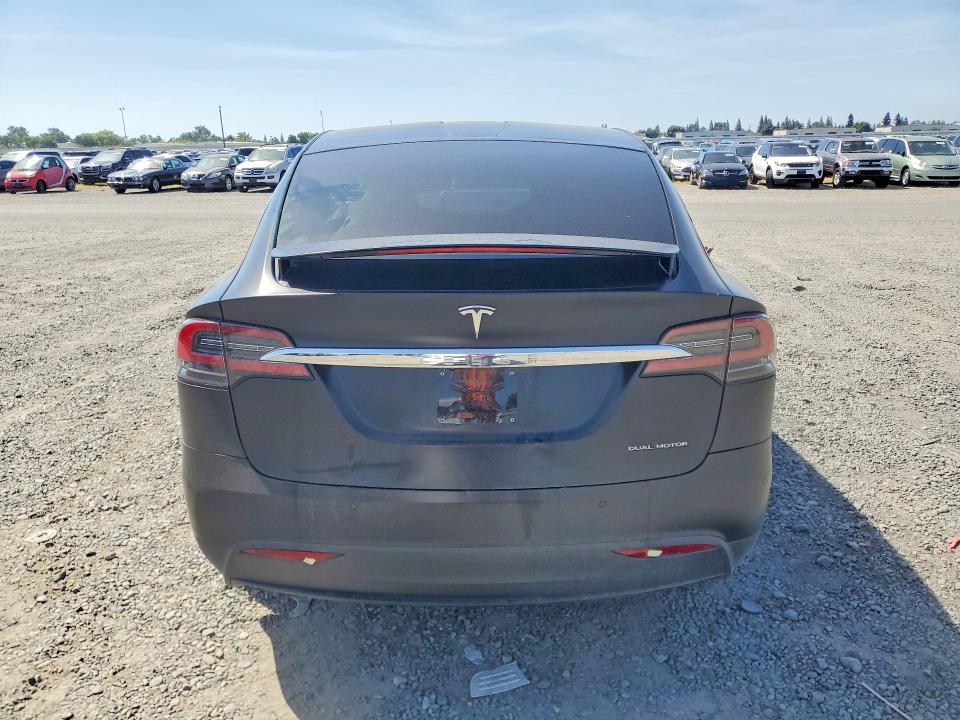Снимка 6 от търг – 2020 TESLA MODEL X с VIN 5YJXCBE26LF236251