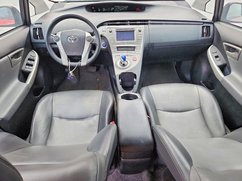 Foto 8 de la subasta – 2013 TOYOTA PRIUS con VIN JTDKN3DU1D5674028