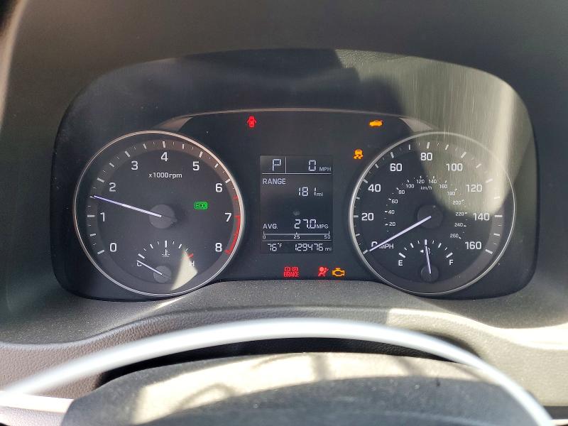 Photo 9 from auction – 2017 HYUNDAI ELANTRA with VIN 5NPD84LF2HH099081
