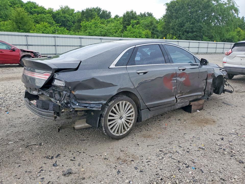Photo 3 from auction – 2017 LINCOLN MKZ with VIN 3LN6L5E97HR610958